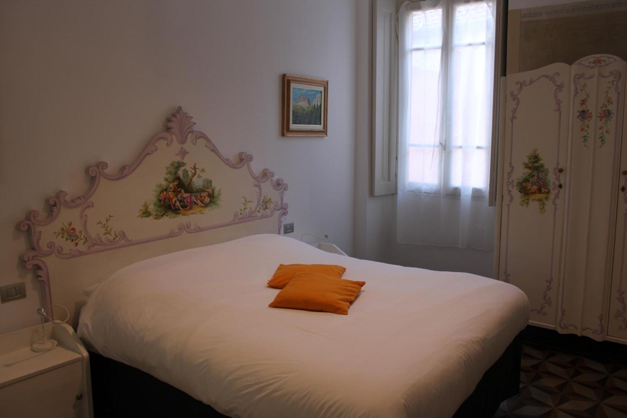 ברונאטה B&B Il Balcone Sul Lago חדר תמונה